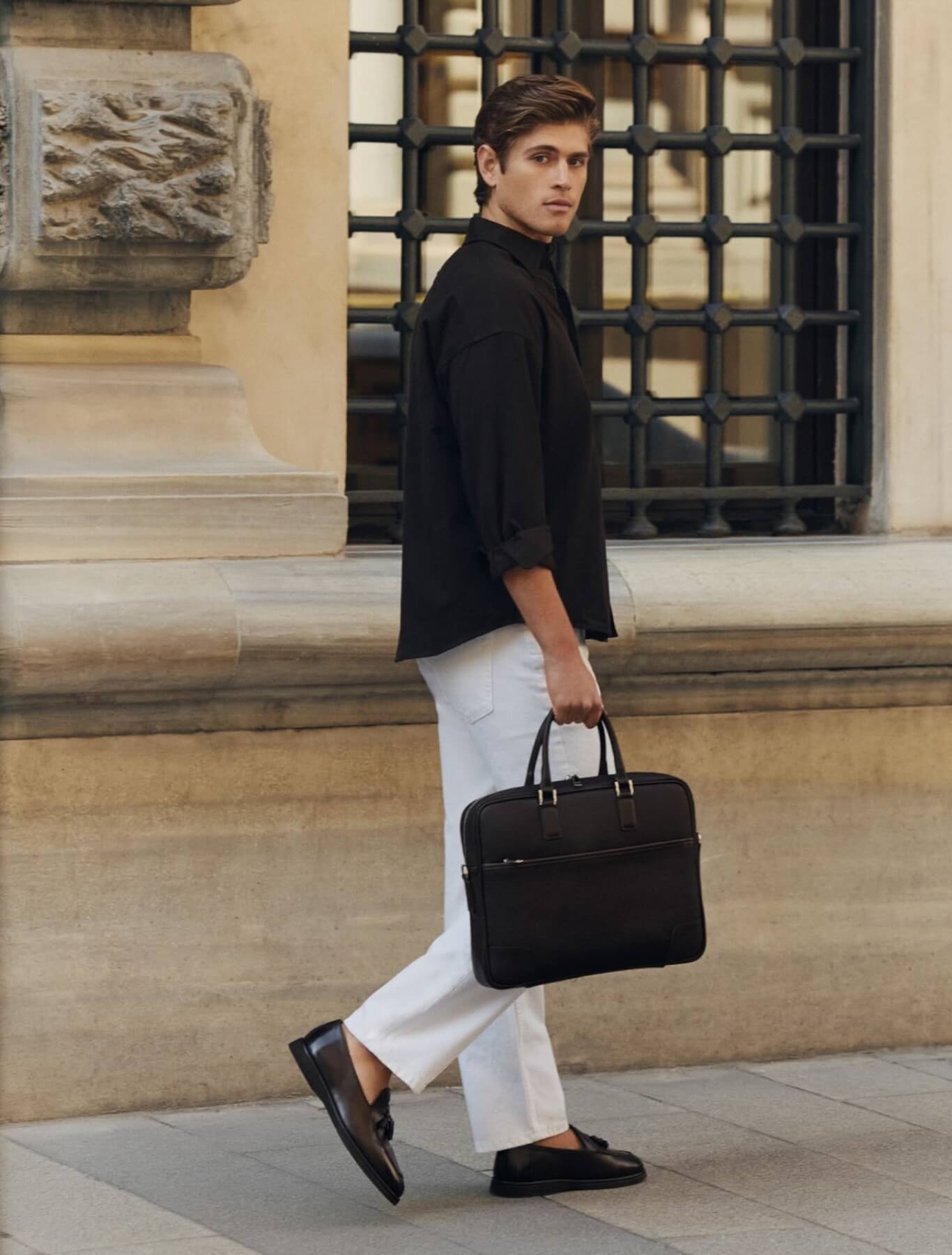 Elle stores in istanbul