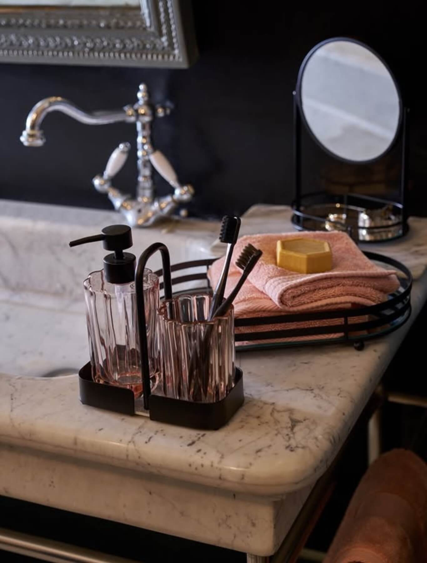 Linens Stores in Istanbul