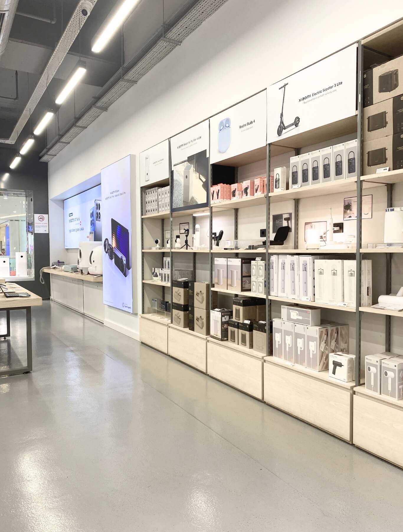 Mi Stores in Istanbul